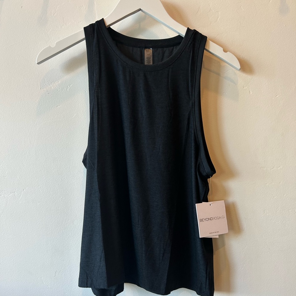 Beyond yoga rebalance tank, space dye black, size XL, NWT.